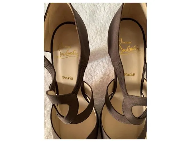 Christian Louboutin Zapatos de tacón WAZI marrón Marrón oscuro 